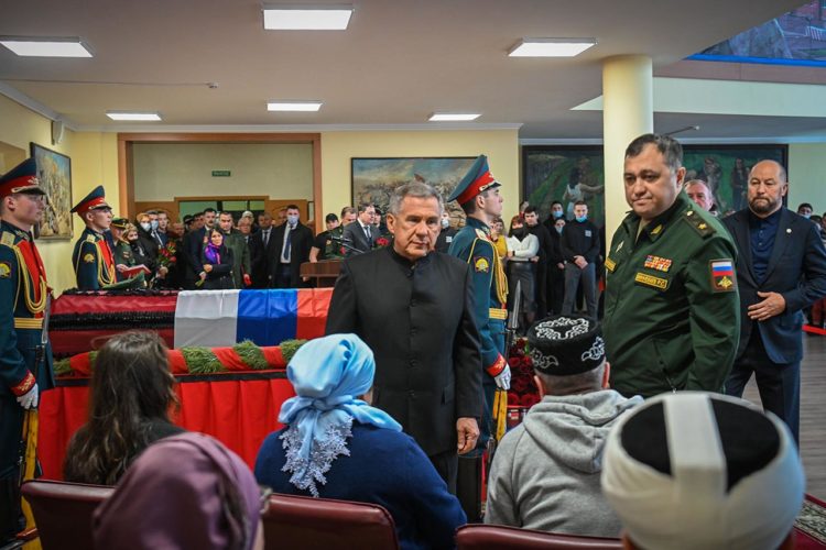 В Татарстане простились с героем Дамиром Гилемхановым, павшим на Украине