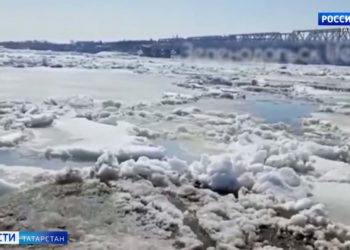На Волге в Татарстане начался ледоход