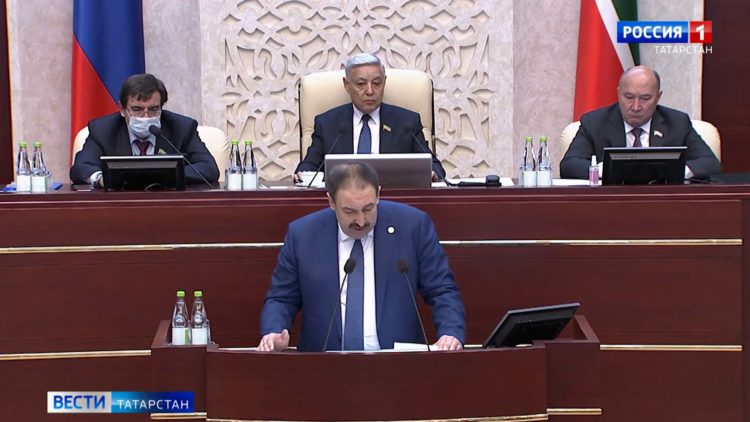 Парламент Татарстана принял обращение в поддержку Президента России Владимира Путин