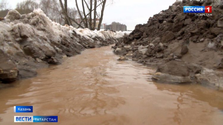В Татарстане теплая погода привела к первым подтоплениям
