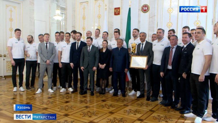Третий титул подряд: в Казанском Кремле чествовали ватерпольный клуб «Синтез»