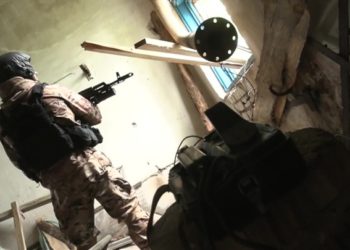 В Северодонецке люди обнимались от радости, увидев военных из России и ЛНР