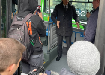 В Альметьевске по маршрутам №2 и 4 запустили восемь новых автобусов