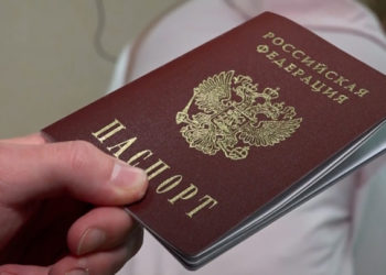 Путин подписал указ об упрощенном гражданстве РФ для сирот из Донбасса и Украины