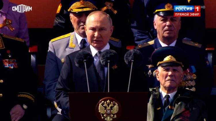 Владимир Путин: Ужасы глобальной войны не должны повториться