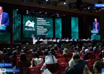 Халяльные вакцины, исламский банкинг и хаб: как прошел первый день KazanSummit 2022