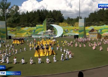 Путин провел пленарное заседание в рамках ПМЭФ