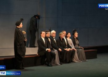 Более сотни человек было задействовано при ликвидации пожара на складе в Челнах