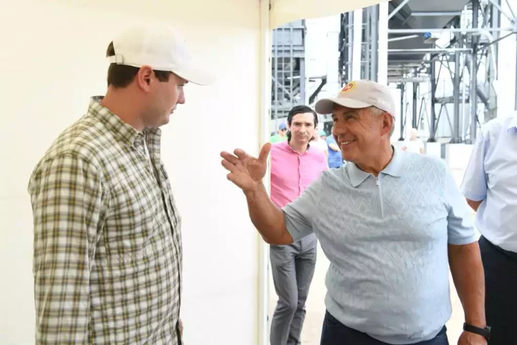 Минниханов оценил темпы уборочных работ в Новошешминском районе