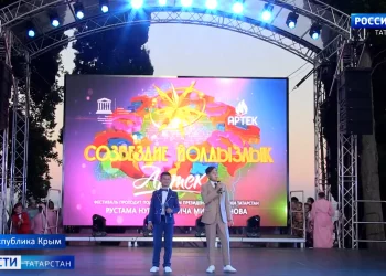 Лауреаты «Созвездия-Йолдызлык» дали большой концерт в «Артеке»