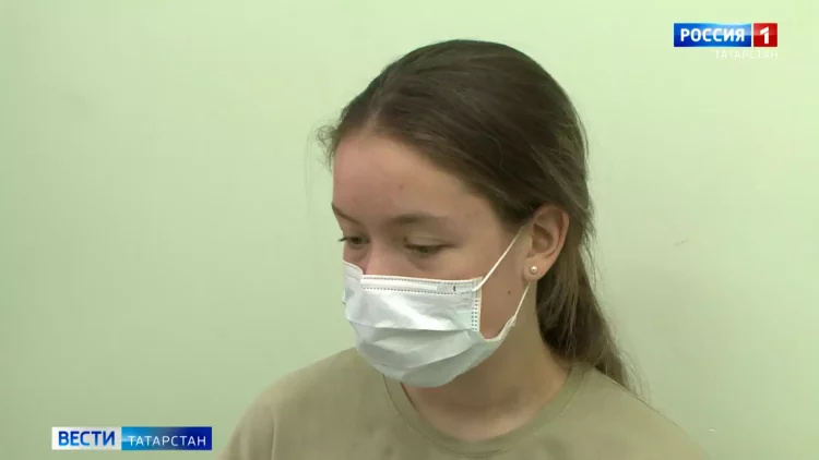 Песошин вручил татарстанцам государственные награды