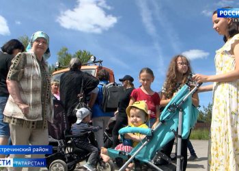 Как в пустыне: жители поселка Новые Салмачи на 4 дня остались без воды