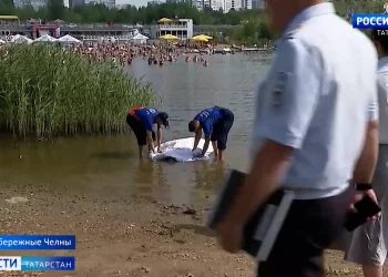 Минниханов поручил усилить контроль за безопасностью на пляжах