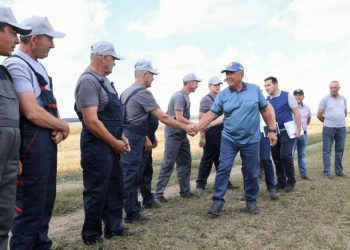 Минниханов встретился с аграриями Апастовского района