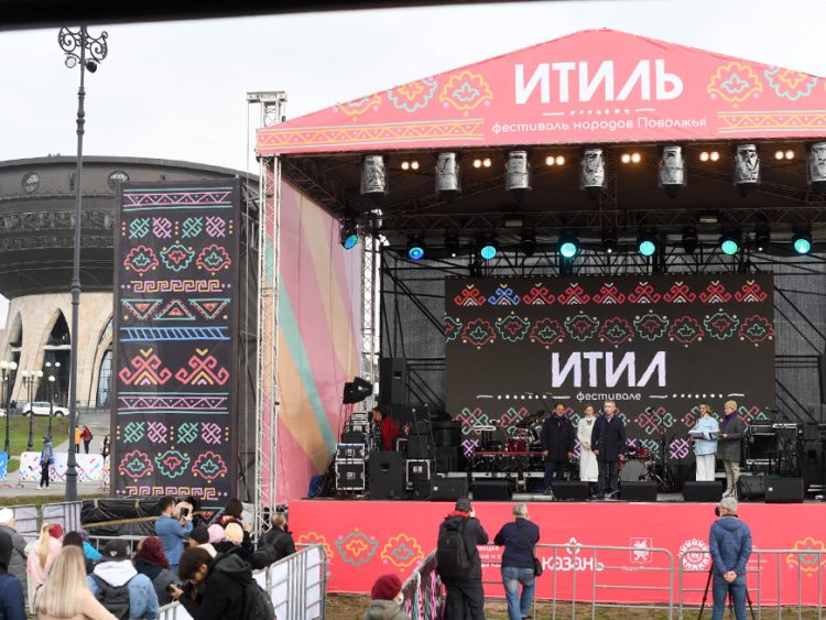 На фестивале «Итиль» в Казани выступят Тина Кузнецова и АИГЕЛ