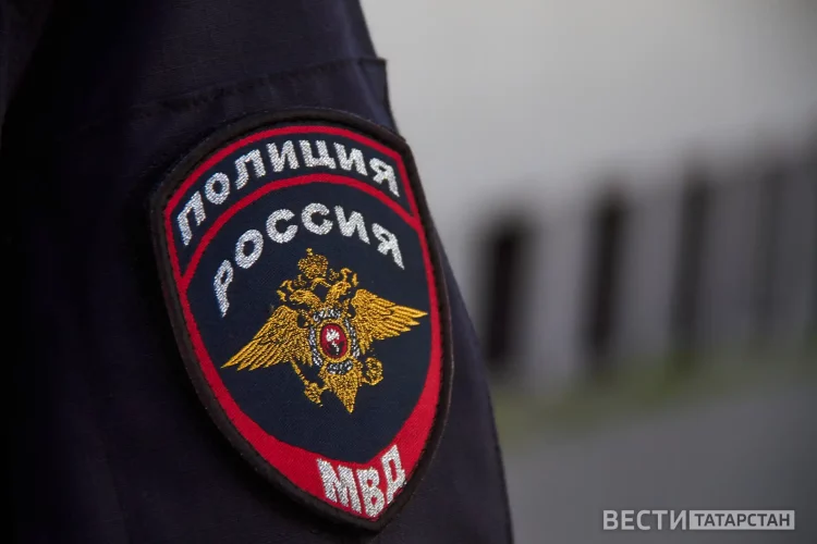 В Казани задержали мужчину, который сбежал из автобуса по дороге в отдел полиции