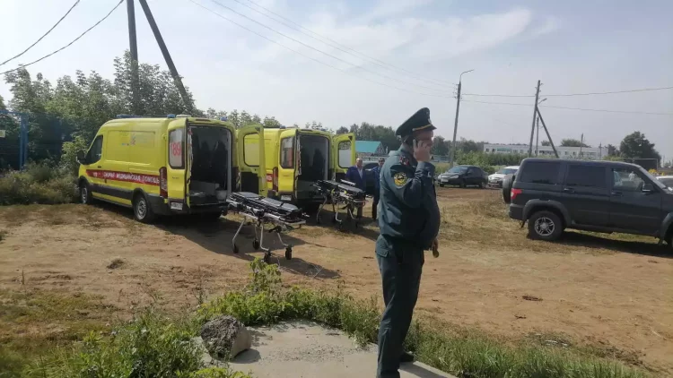 Двое мужчин погибли при очистке канализации за детским садиком в Нижнекамском районе