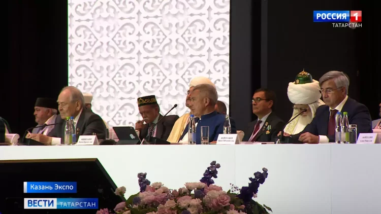 В Казани завершился VIII съезд Всемирного конгресса татар