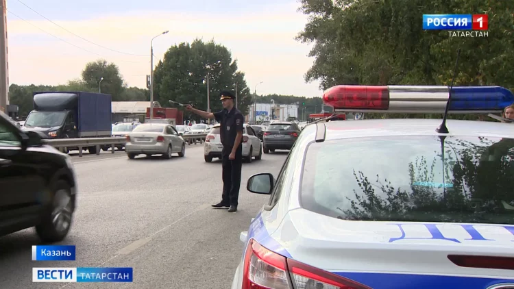 За лето в Казани под колеса автомобилей попали почти сотня детей