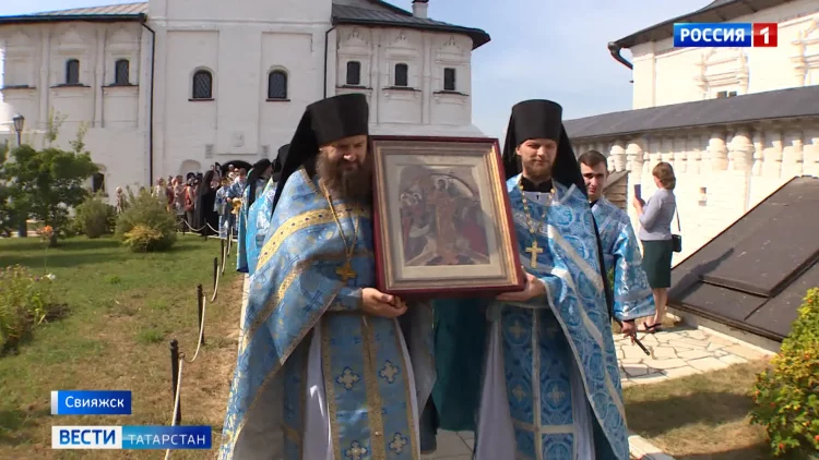В Свияжске отметили 25-летия возрождения Богородице-Успенской обители