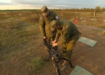 Шойгу проинспектировал подготовку мобилизованных граждан