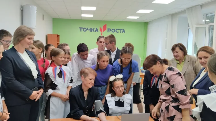 В Татарстане по нацпроекту начали функционировать центры «Точка роста»