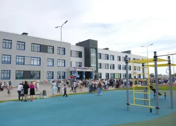 После жалоб казанцев Роспотребнадзор исследует воздух на продукты горения