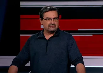 Эксперт: Киеву не хватает мозгов остановить провальную операцию под Херсоном