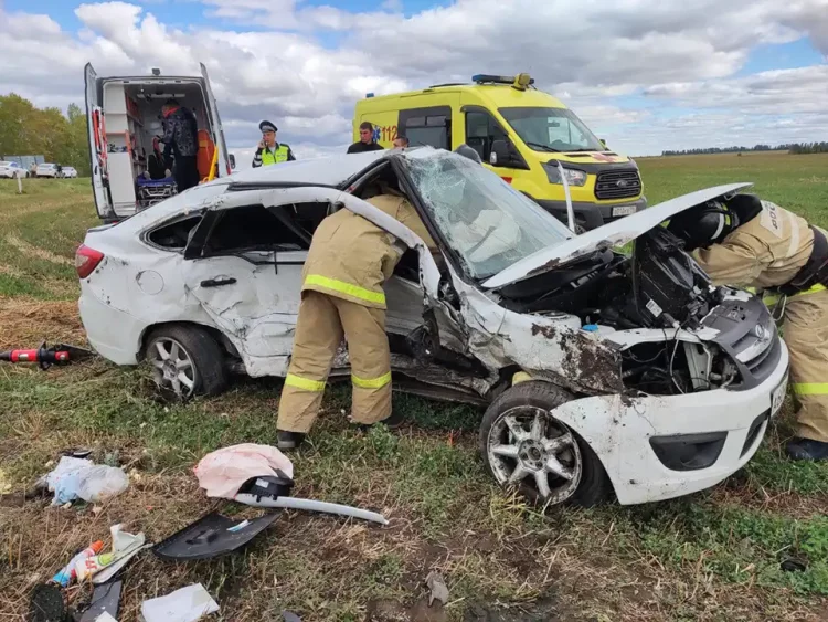 Один ребёнок погиб, еще двое пострадали в аварии на трассе в Татарстане