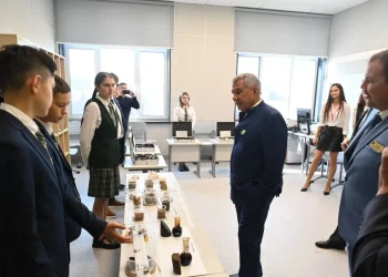 Рустам Минниханов посетил школу Адымнар в Альметьевске