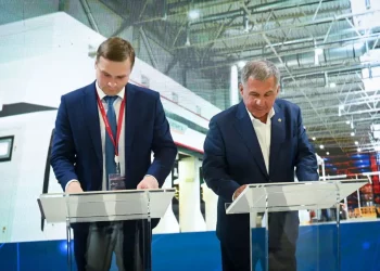 Минниханов подписал с главой Хакасии соглашение о сотрудничестве республик