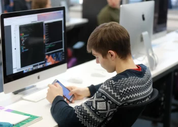 В Казани в рамках нацпроекта запускают образовательную программу по IT