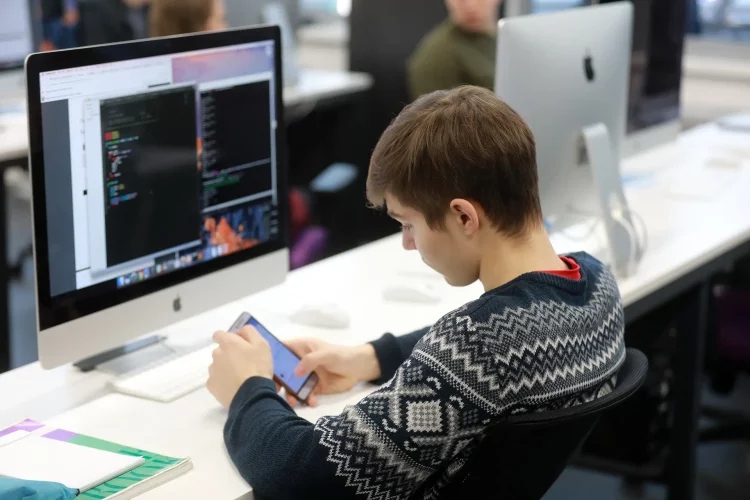 В Казани в рамках нацпроекта запускают образовательную программу по IT