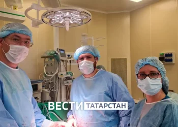 Челнинские онкологи удалили 54-летней женщине гигантскую опухоль весом в 10 кг
