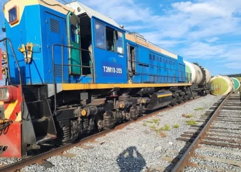 В Нижнекамске с рельс сошли пять цистерн с мазутом