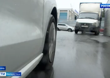 Нарушил один — платит другой: автомобили-двойники появились на улицах Казани