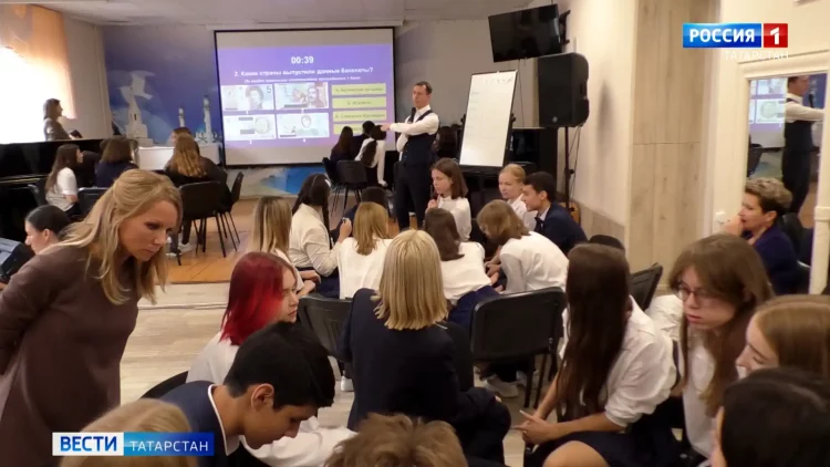 В Лениногорске проходит первый турнир по боксу памяти Дамира Исламова