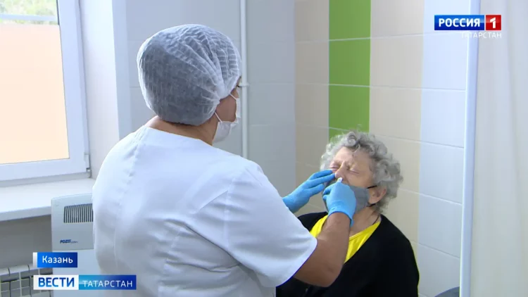 В Татарстане начали применять назальную вакцину от коронавируса