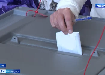«Это наше будущее»: как в Казани проходит заключительный день референдумов о вступлении в состав России