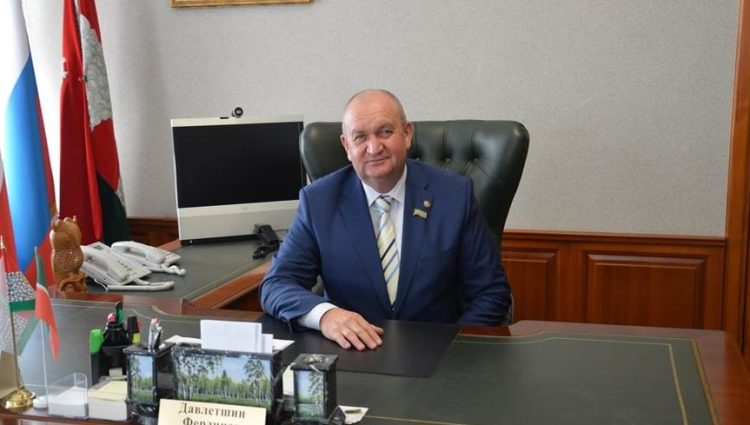 Фердинат Давлетшин ушел с поста главы Черемшанского района