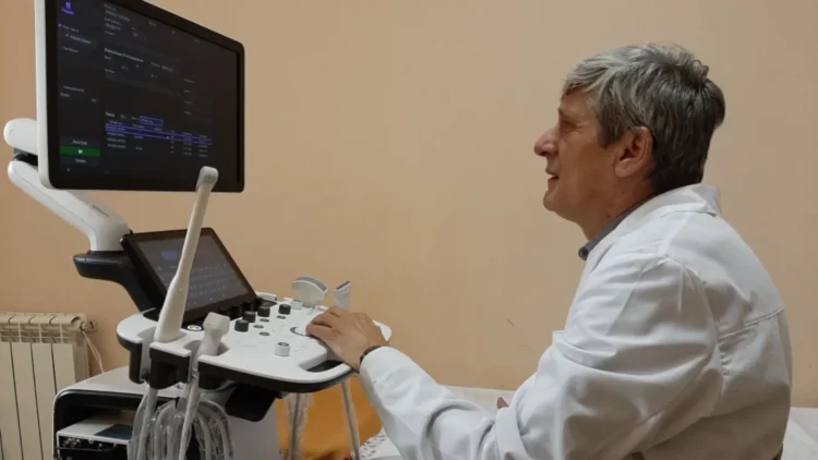 В больнице Камского Устья по нацпроекту установили новый аппарат УЗИ