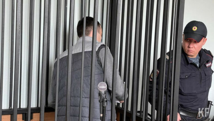 Свидетели по делу начальника надзорного отдела ГУ МЧС России по РТ не знают, передавались ли деньги сотрудникам МЧС