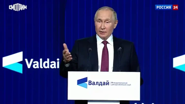 Владимир Путин: Россия не считает себя врагом Запада