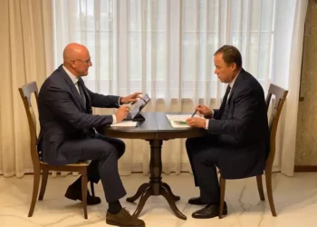 Чернышенко и Комаров обсудили меры поддержки мобилизованных граждан из Поволжья и их семей