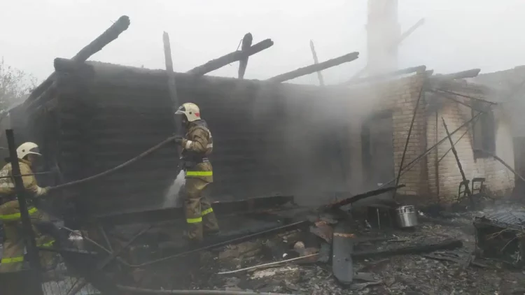 В Кукморском районе в сгоревшем доме обнаружили тело мужчины