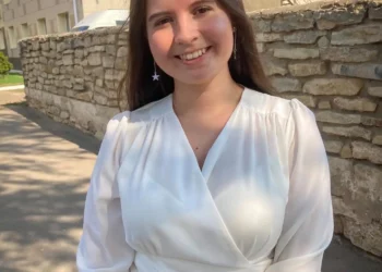 Студентка из Татарстана записала песню, посвященную батальонам «Алга» и «Тимер»