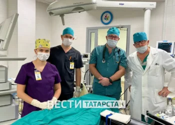 Медики КДМЦ спасли четырех маленьких детей, подавившихся орехами и семечками