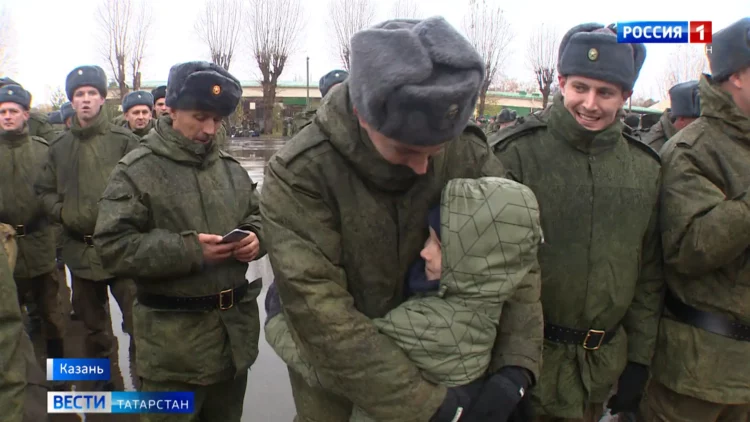 Из Танкового училища 1232-й мотострелковый полк мобилизованных отправился на следующий этап боевого слаживания