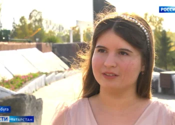 Студентка из Елабуги записала песню для батальонов «Алга» и «Тимер»