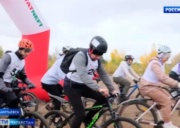 В Казани проходит фестиваль творчества работающей молодежи «Наше время – Безнең заман»